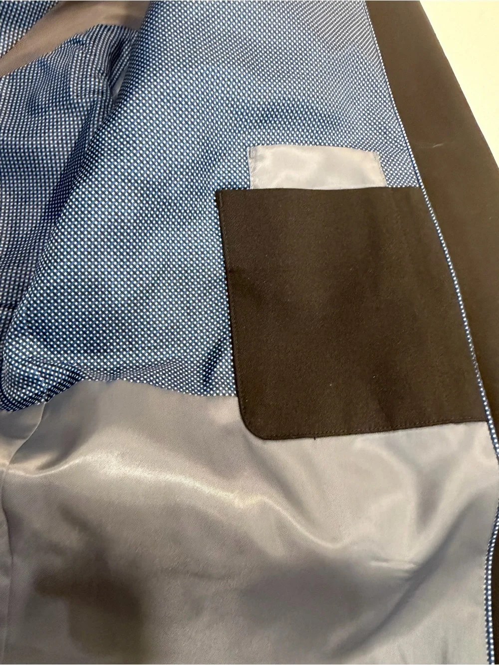 Haggar Black Sport Coat with Blue Lining size 50R
